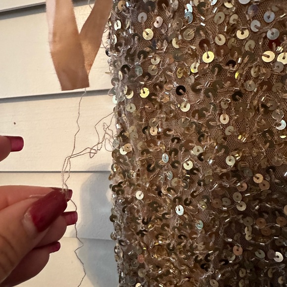 Mac Duggal Sequined Gold/Rose Dress size 8. - Picture 8 of 10
